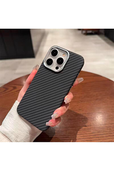 DGN İphone 11 Uyumlu Kamera Çıkıntılı Magsafe Şarj Özellikli Karbon Fiber Gör...