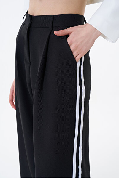 Quzu Yanları Çift Şeritli Yüksek Bel Pantolon Siyah