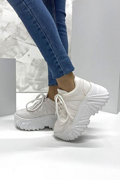 inizio White Thick Sole Sneaker Hl9333