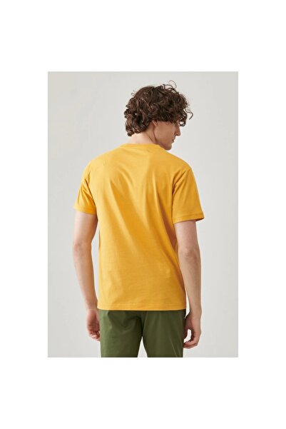 Lee Regular Fit Regular Cut Crew Neck 100% Cotton Yellow Men's T-shirt