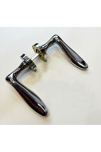 Hafele Yale (Outside Door) Door Handle with Troy Chrome Badge