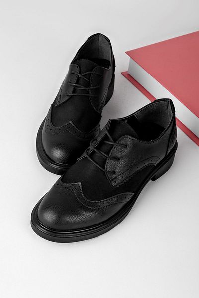 Lal Shoes & Bags Дамски ежедневни обувки с връзки - Черни