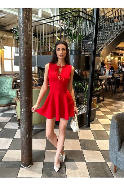 LOCH BUTİK Women's Red Front Bust Bow Skirt Mini Dress with Fluff
