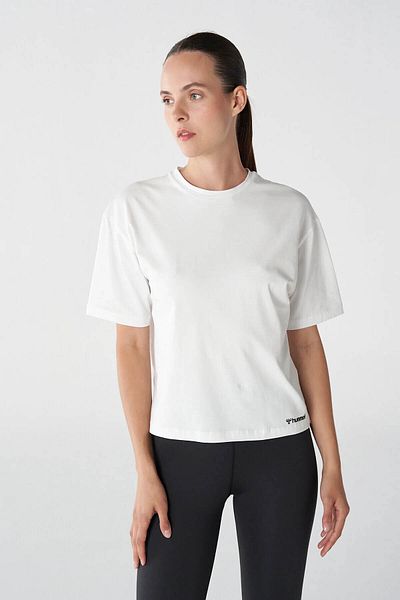 hummel T-mt Ultra Boxy Short γυναικείο λευκό μπλουζάκι με στρογγυλή λαιμόκοψη