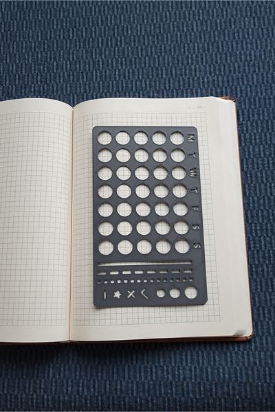 Karmelom Studio Minimal Weekly Drawing Template Ruler - Habit and Goal Calendar