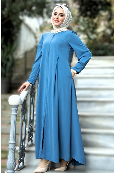 Genel Markalar Lüks kumaştan yapılmış, uzun kollu ve şık fermuarlı kadın fera...