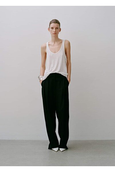 MANGO Woman Asymmetrische Schuhe mit Absatz