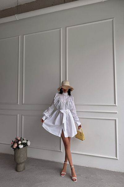 MAGGAZA Rochie albă evazată din poplin, cu detaliu de centură cu șireturi cu nasturi în față
