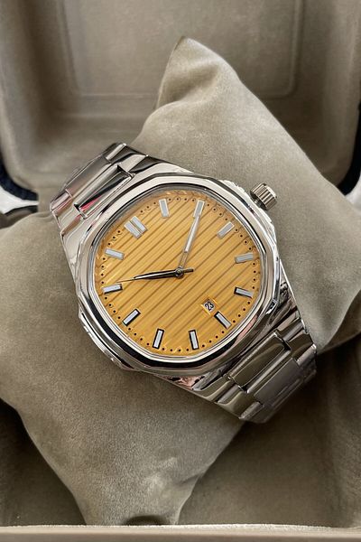 Leerybee Calendar Quartz Men's Wrist Watch Kn-04