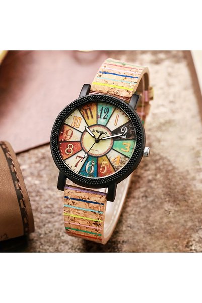 Game Quartz Retro Design Women's Wristwatch - Fashionable and Functional