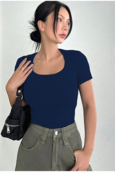 Rooted تيشيرت وبلوزة برقبة مربعة باللون الأزرق الداكن للنساء، قماش قصير من نسيج الليكرا