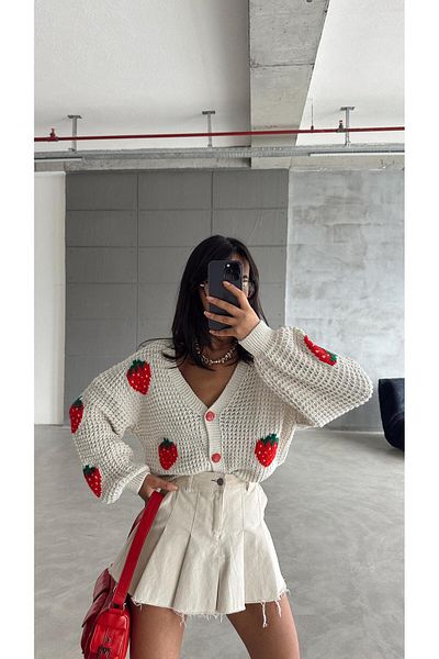 mydukkan.co Strawberry Cardigan