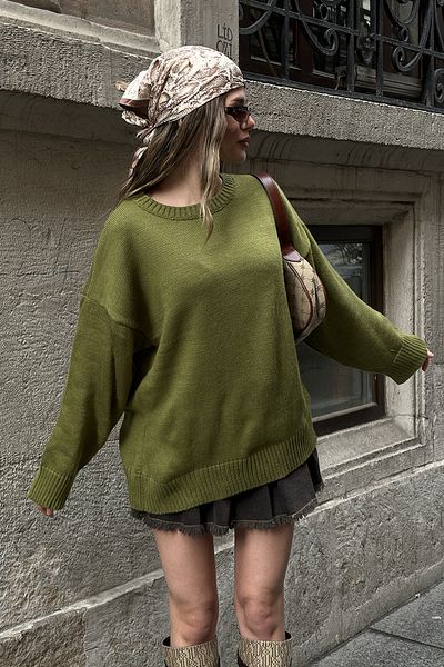 la & vetta Olive Green Crew Neck Oversize Knitwear Sweater