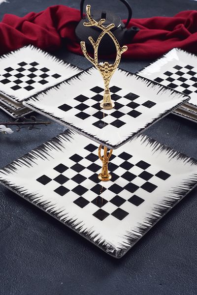 Piatti Naturali Double Layer Ceramic Checkerboard Pattern Cookie Dish Snack Two Layer Presentation Plate Serving Set Catering