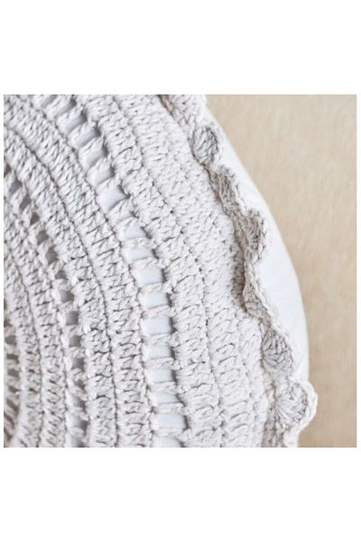 Home Box White Haven Velin Croatia Stripe Round Filled Cushion 40 cm