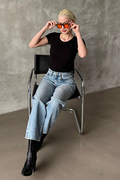 Madmext Black Wide Collar Fitted Basic Women's T-Shirt Mg2293