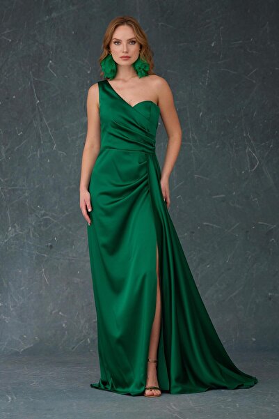 Carmen Smaragdgrünes, einschultriges, langes Abendkleid aus Satin mit Schlitz