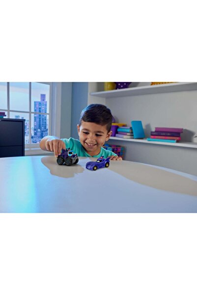 FISHER PRICE Batwheels Işıklı Yarışçılar Bam & Buff HML25