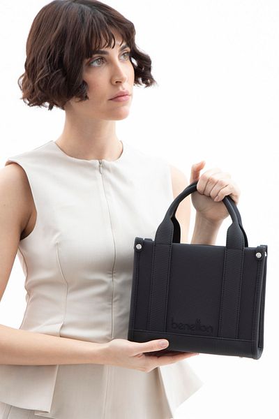 United Colors of Benetton Benetton Women's Shoulder Bag, Black Bnt1620