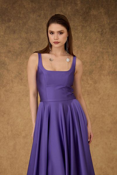 Carmen Rochie de seara din satin cu decolteu patrat mov