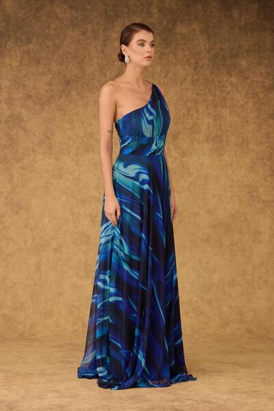 Carmen Saks Tek Kol Yırtmaçlı Empirme Abiye Elbise