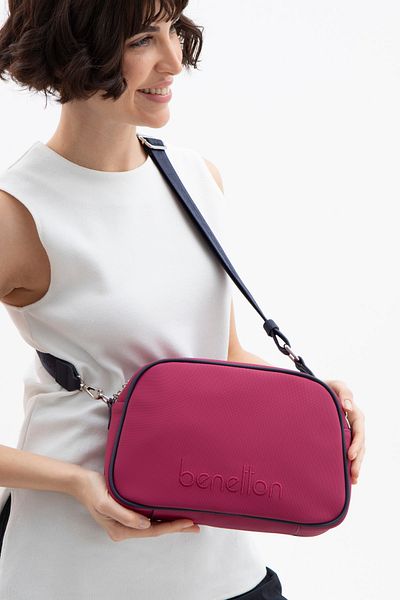 United Colors of Benetton Geantă de umăr Beneton pentru femei - Prune-Bleumarin BNT1590