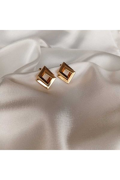 Allen Accessories Triangle Model Gold Earrings