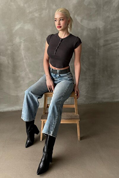 Madmext Smoked Henley Snap Closure Women's T-Shirt Mg2306