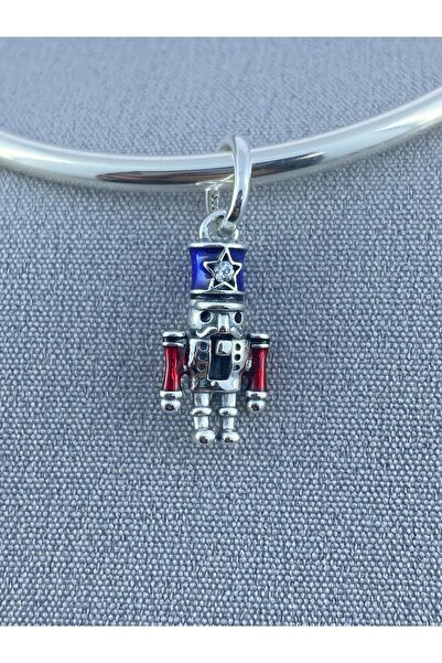 My Story Hareketli Fındıkkıran Sallantılı Charm