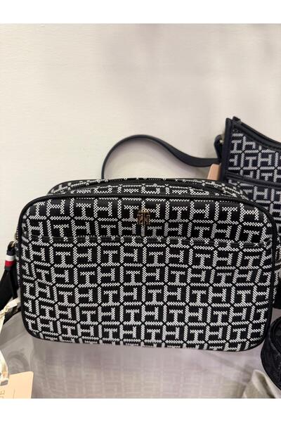 Kupa Kızı Mar de Moda Tommy Omuz Askılı Fermaurlı  Manogram Desenli Kadın Çanta