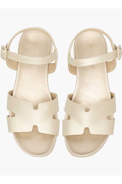 Le Confort Textured Sandal with Pin Buckle Closure