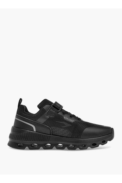 Dash Panelled Sports Shoes with Hook and Loop Closure