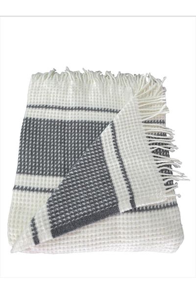 AKSU Double Tv Blanket with Tassel