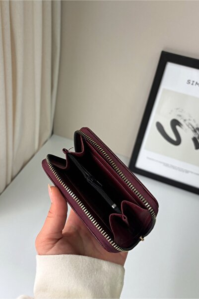 Yuka Atelier Crocodile Patterned Faux Leather Wallet