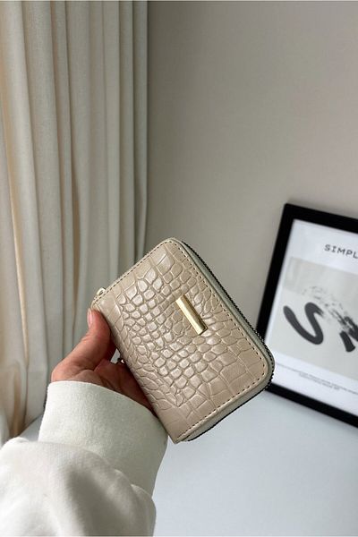 Yuka Atelier Crocodile Patterned Faux Leather Wallet