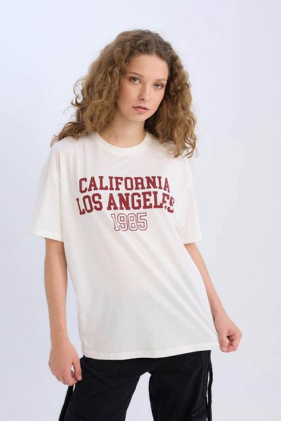 DeFacto Übergroßes, geräumiges, bedrucktes Kurzarm-T-Shirt mit Rundhalsausschnitt D9608AX25SM