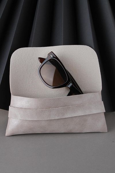 Max Polo Faux Leather Cream Glasses Case - Special Design SUNDER24R01