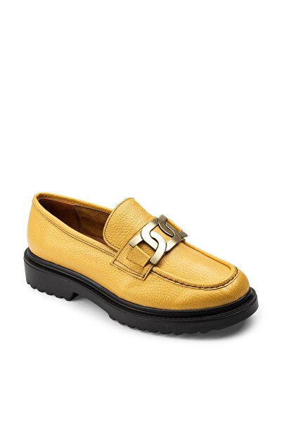 Deery Дамски обувки от естествена кожа с жълта катарама