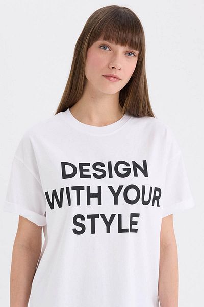 DeFacto Übergroßes, weites, bedrucktes, lässiges Kurzarm-T-Shirt mit Rundhalsausschnitt E5059AX25SP