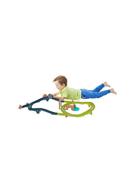 mattel Thomas Push Along Thomas and Accessories Playset