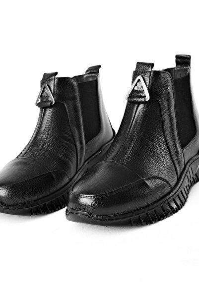 Lal Shoes & Bags Amatsu Γυναικεία Γνήσιο Δερμάτινο Τρίγωνο Μεταλλικό Λεπτομερείς Μπότες Αστραγάλου-μαύρο