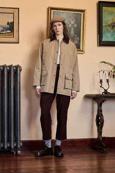 BE BLUE Gabardin Coat with Sandvelvet Collar