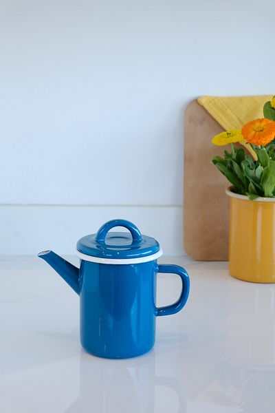 Elifle 850 ml Enamel Cylinder Teapot, Petrol Blue