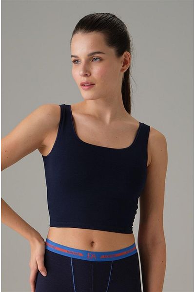 Doreanse Women's Covered Padded Crop-athlete 9403