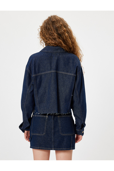 Koton Klasszikus galléros nagyméretű farmerdzseki – részletes és gombos zseb