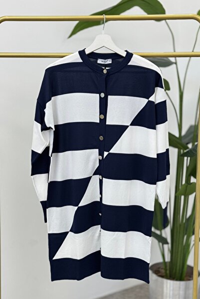 Nuss 711 Çapraz Çizgi Geçişli Hırka