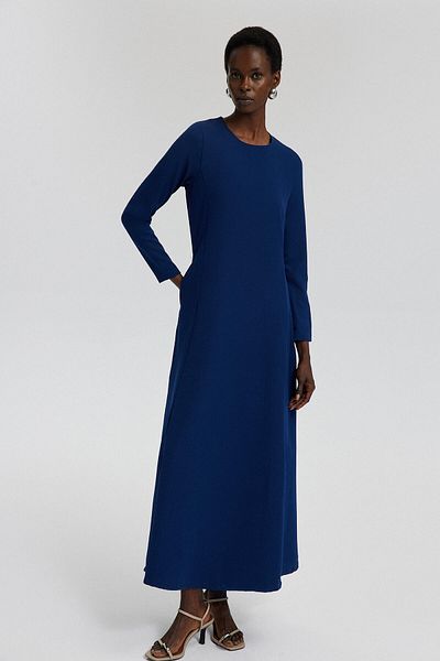 Touché Privé A-line Crepe Dress - Stylish Design