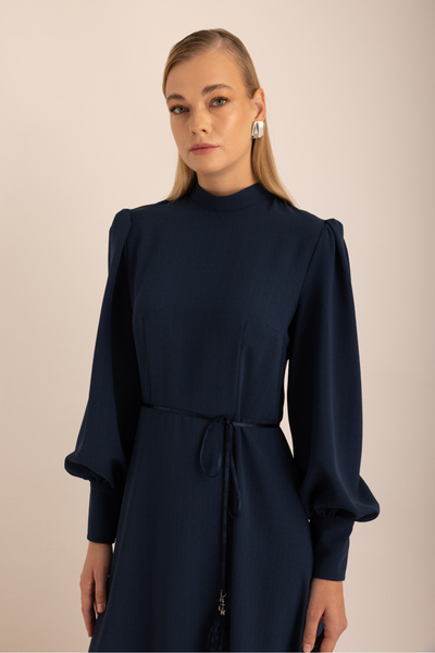 Aker Lacivert Bağcık Detaylı Dokuma Elbise