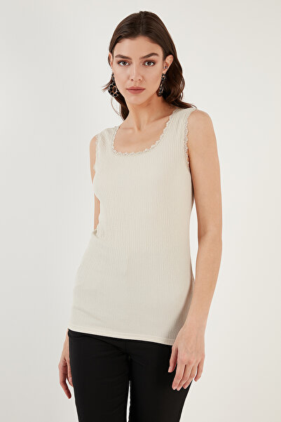 Lela Slim Fit Thick Strap Lace Square Collar Wrap Undershirt 5864979