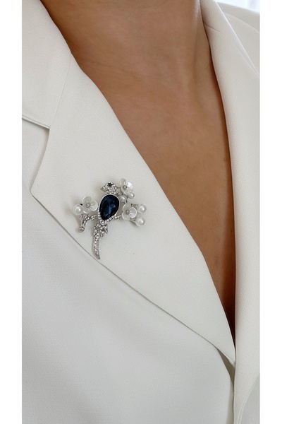 Âlâ Atelier incili taşlı ağaç dallı kuş broş, yaka iğnesi